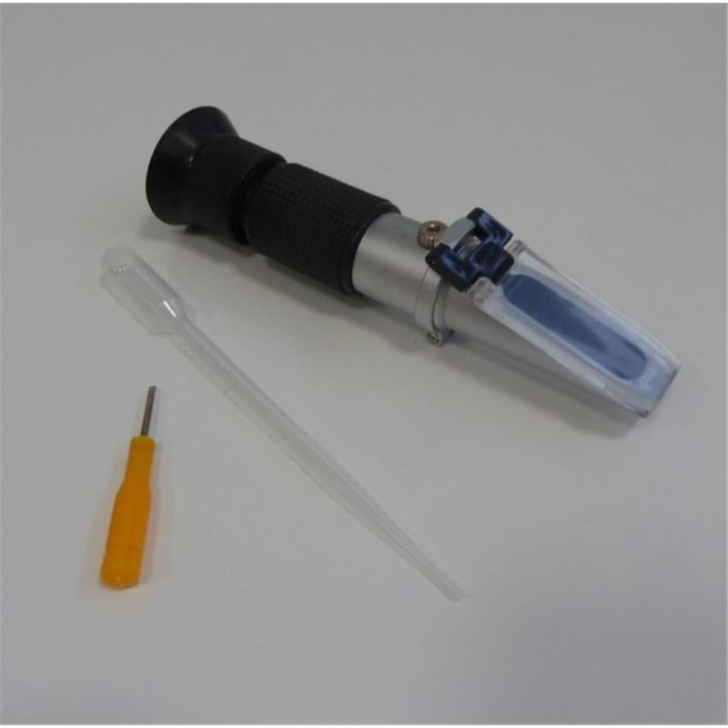 Refractometer